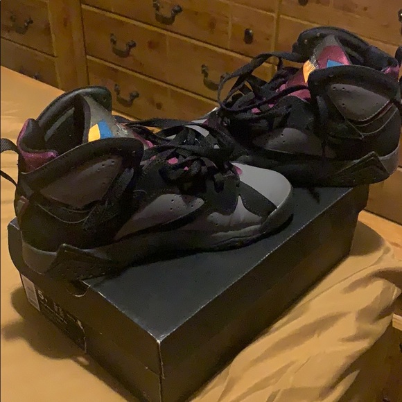 Air Jordan’s 7 retro BG - Picture 2 of 3